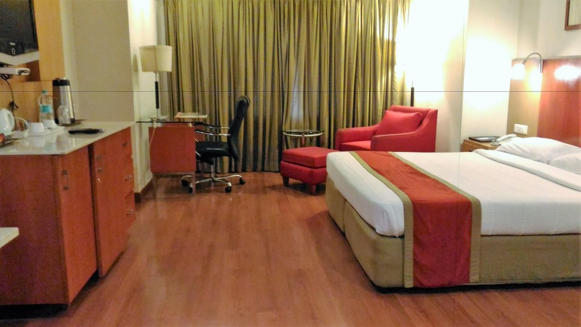 Hotel Taj Tristar Hyderabad Esterno foto
