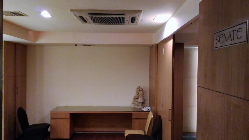 Hotel Taj Tristar Hyderabad Esterno foto