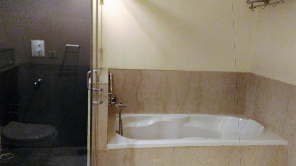Hotel Taj Tristar Hyderabad Esterno foto